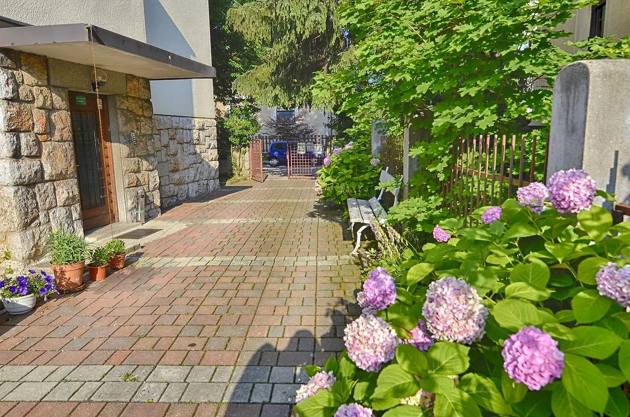Guesthouse Greenslo Ljubljana